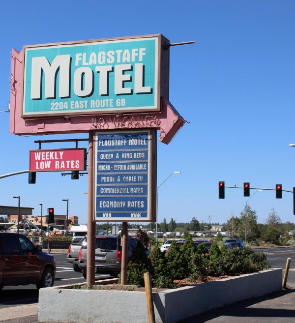 Flagstaff Motel image 1