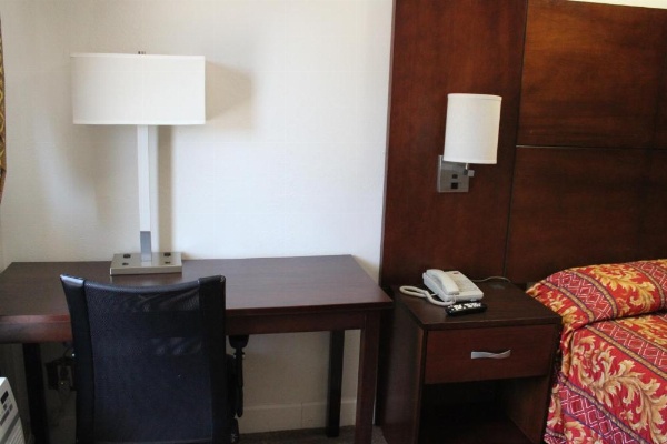 Flagstaff Motel image 18