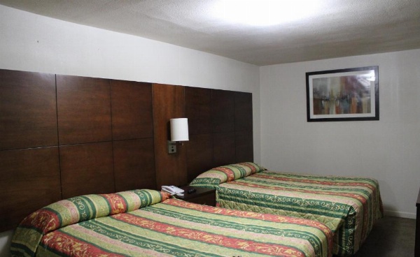 Flagstaff Motel image 26